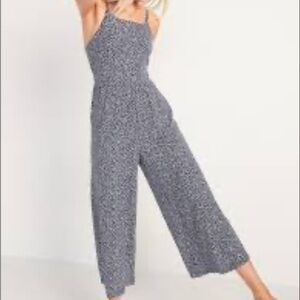 Women's Old Navy Floral Blue & White Sleeveless Jersey-Knit Cami Jumpsuit Size L